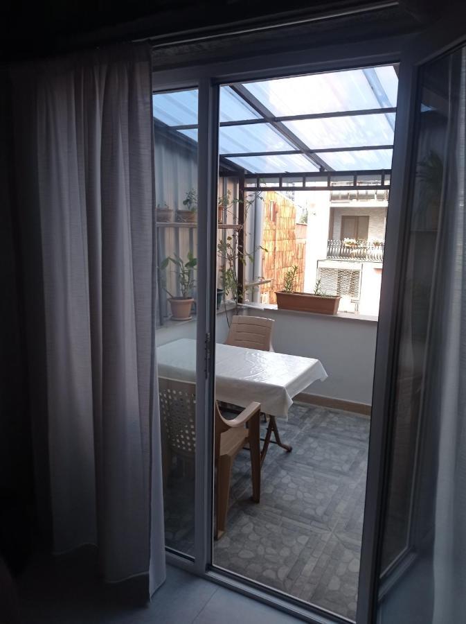 Guesthouse Melikishvili 57 バトゥーミ エクステリア 写真