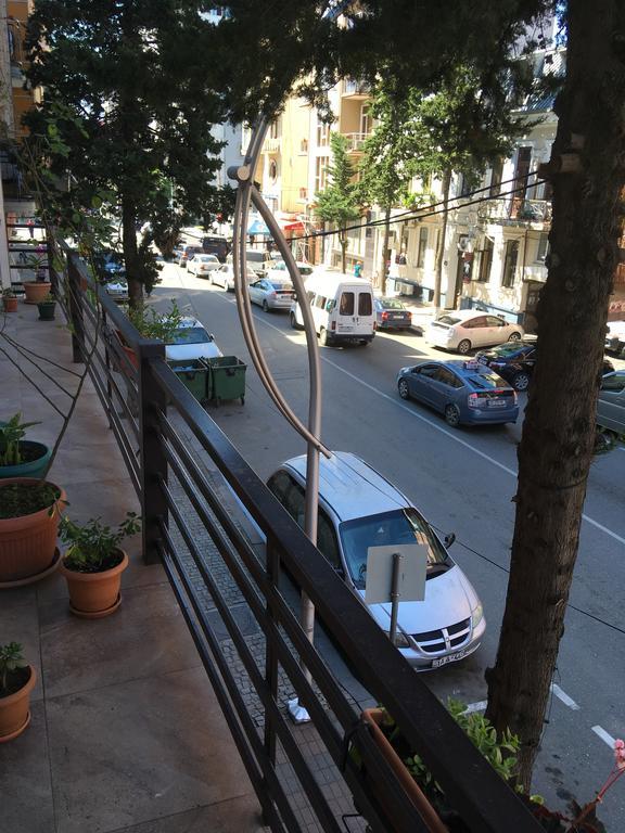 Guesthouse Melikishvili 57 バトゥーミ エクステリア 写真